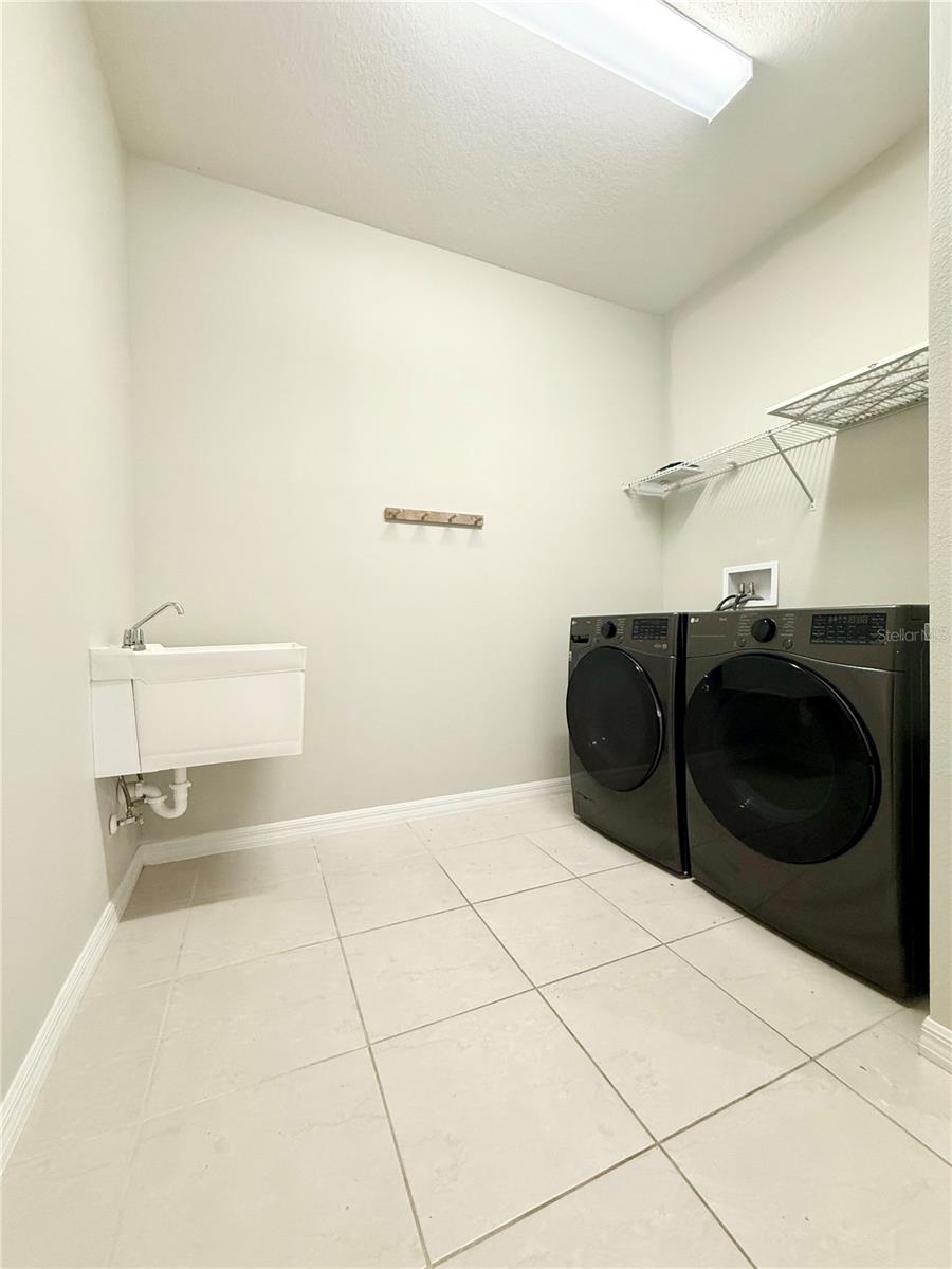 Image 5 of 20 For 10843 Rolling Moss Road