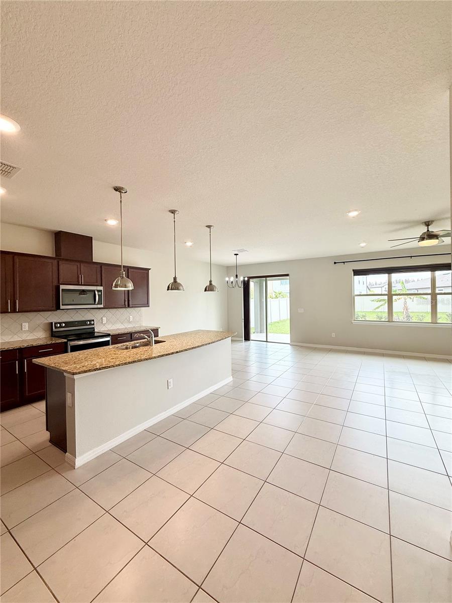 Image 8 of 20 For 10843 Rolling Moss Road