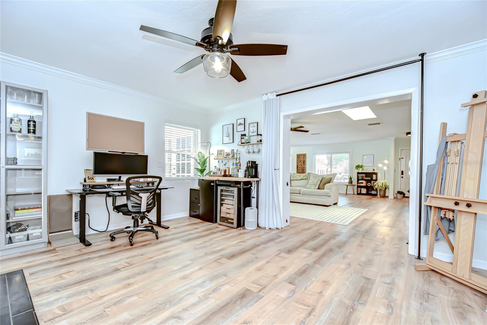 Listing photo id 18 for 1901 Little Cove