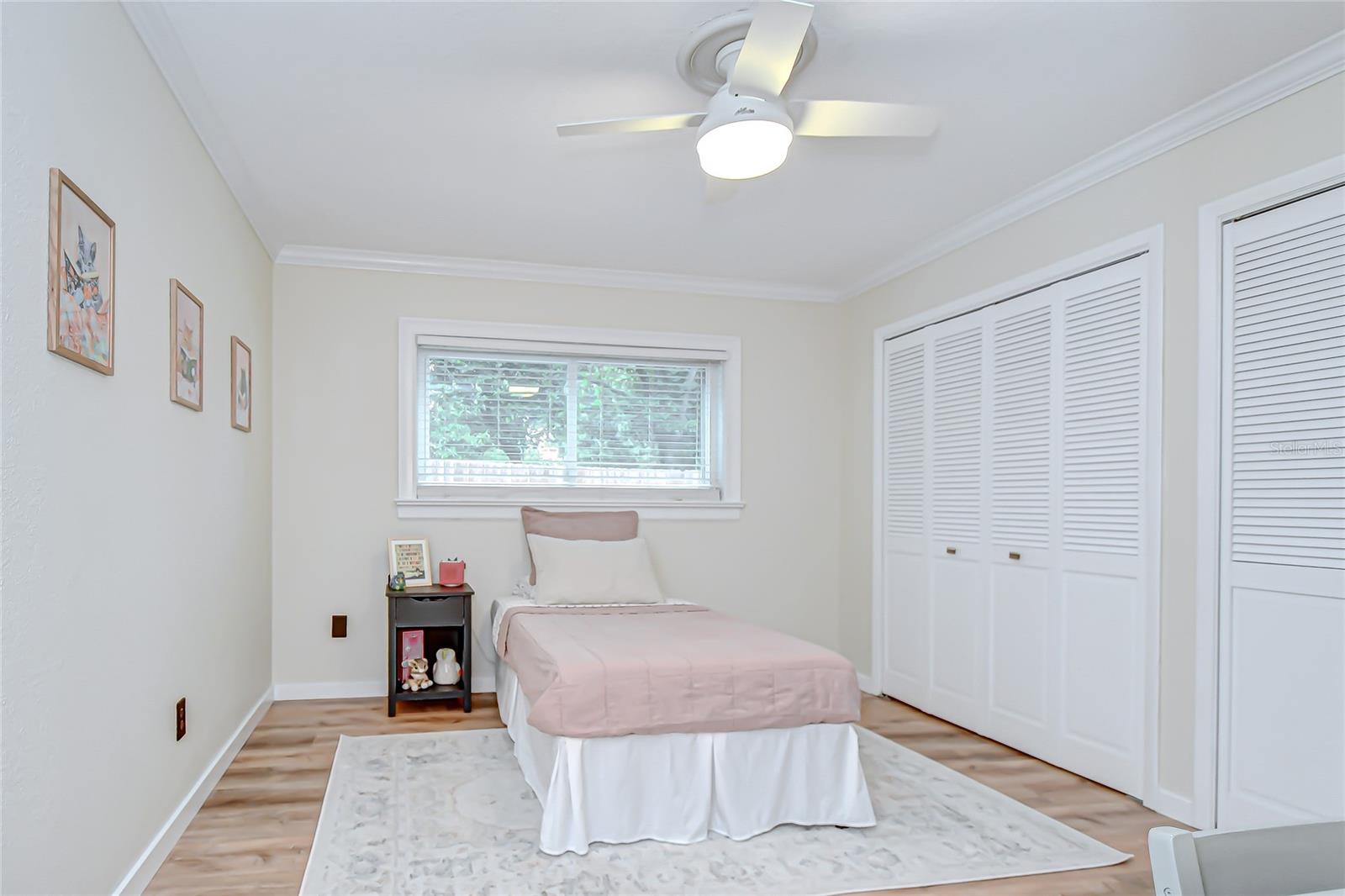 Listing photo id 30 for 1901 Little Cove