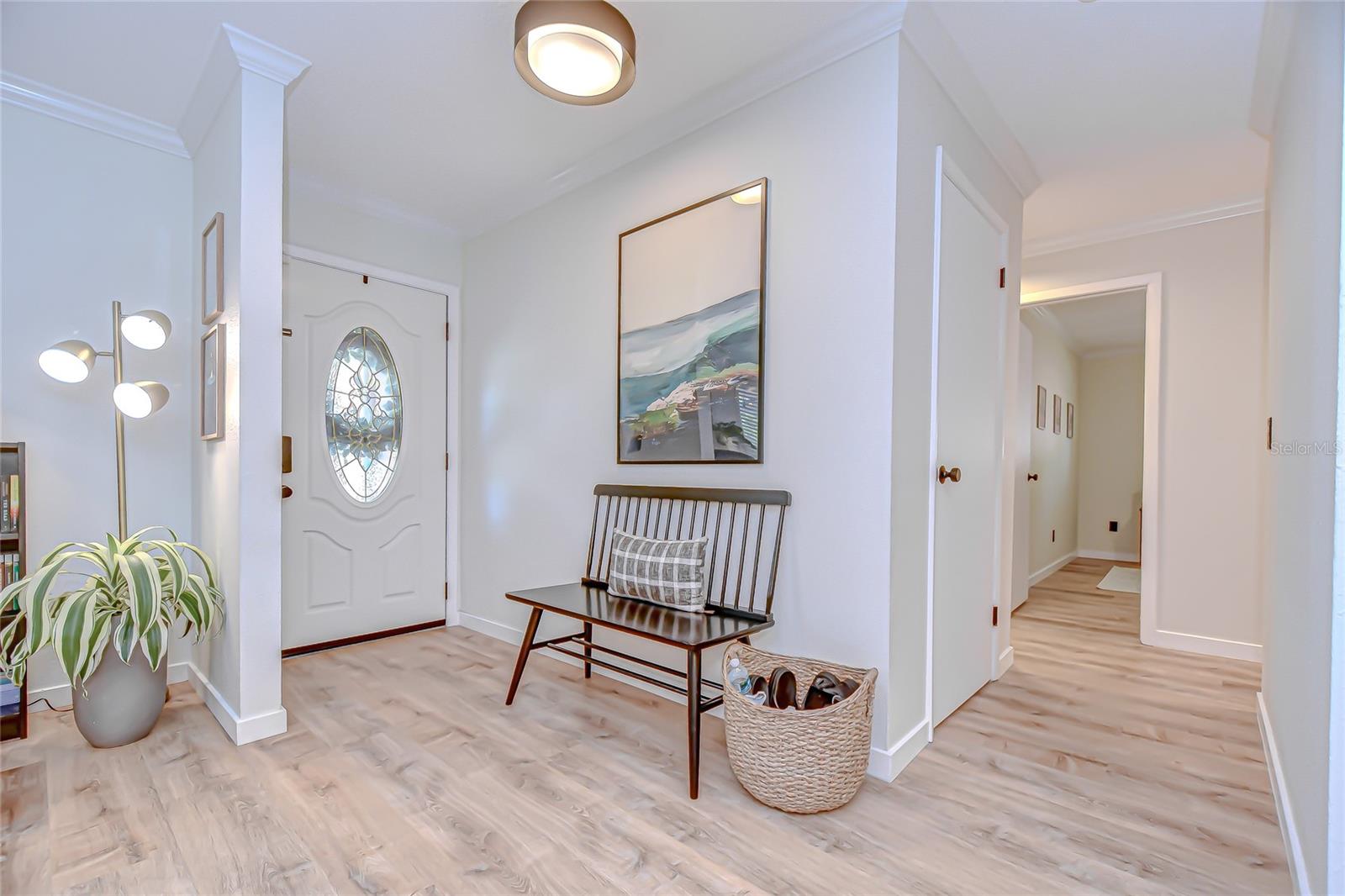 Listing photo id 3 for 1901 Little Cove