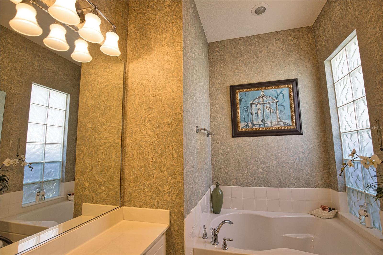 Image 29 of 53 For 13430 Attaviano Street