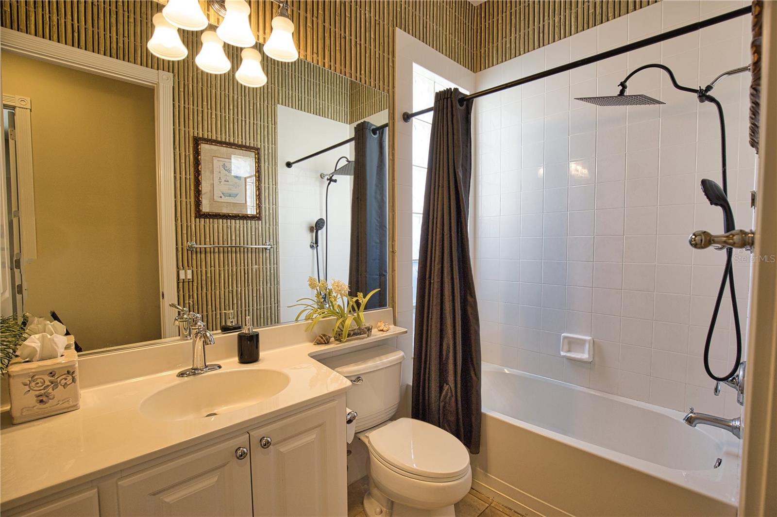 Image 38 of 53 For 13430 Attaviano Street