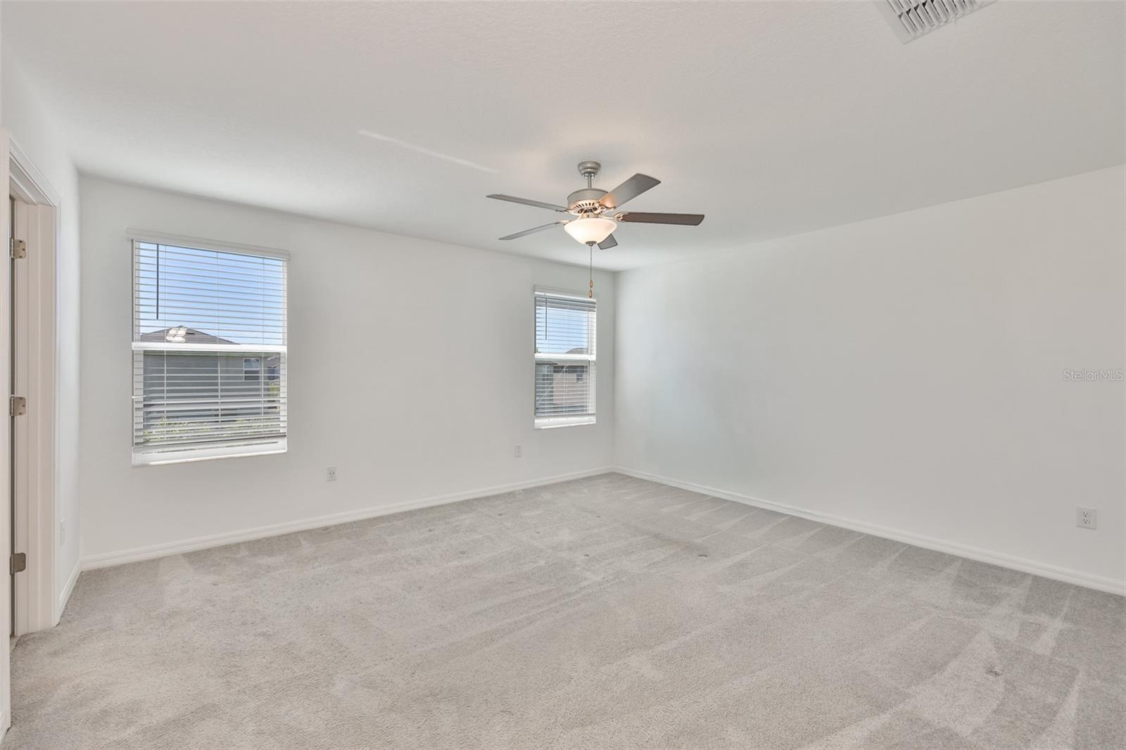 Image 25 of 57 For 9913 Jackfruit Court