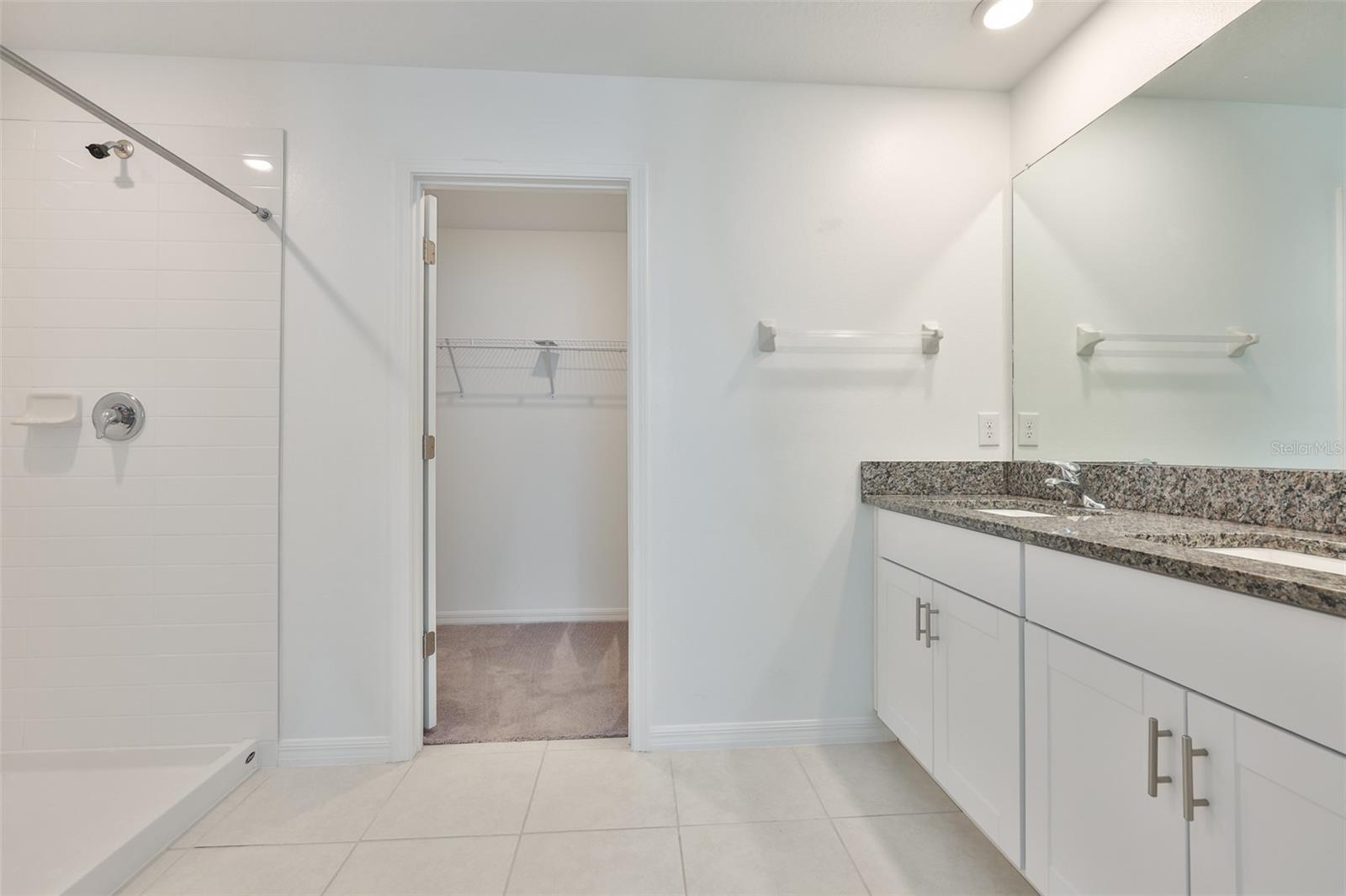 Image 34 of 57 For 9913 Jackfruit Court