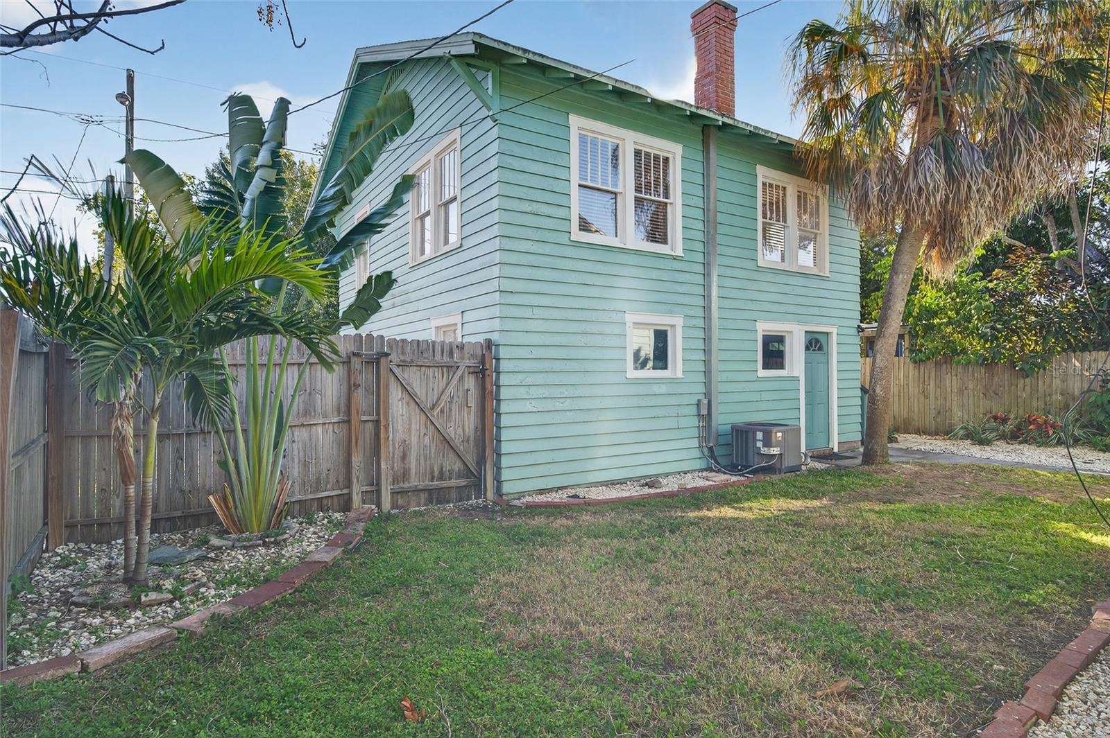 Image 11 of 58 For 2905 14th Street N