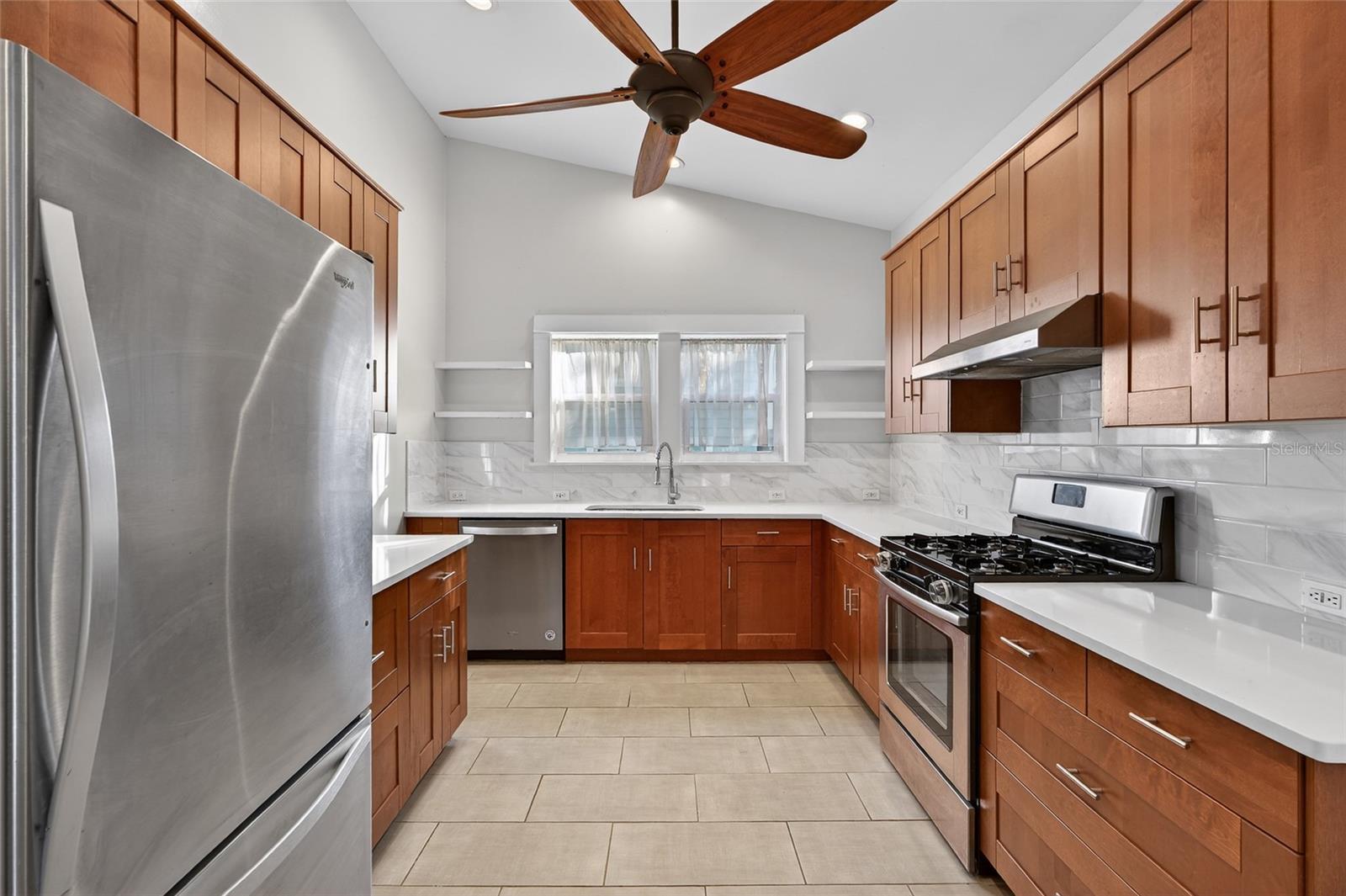 Image 23 of 58 For 2905 14th Street N