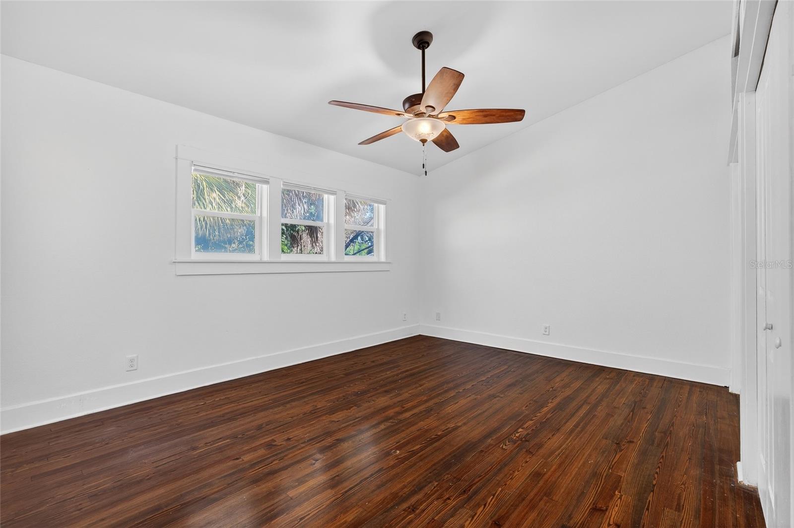 Image 26 of 58 For 2905 14th Street N