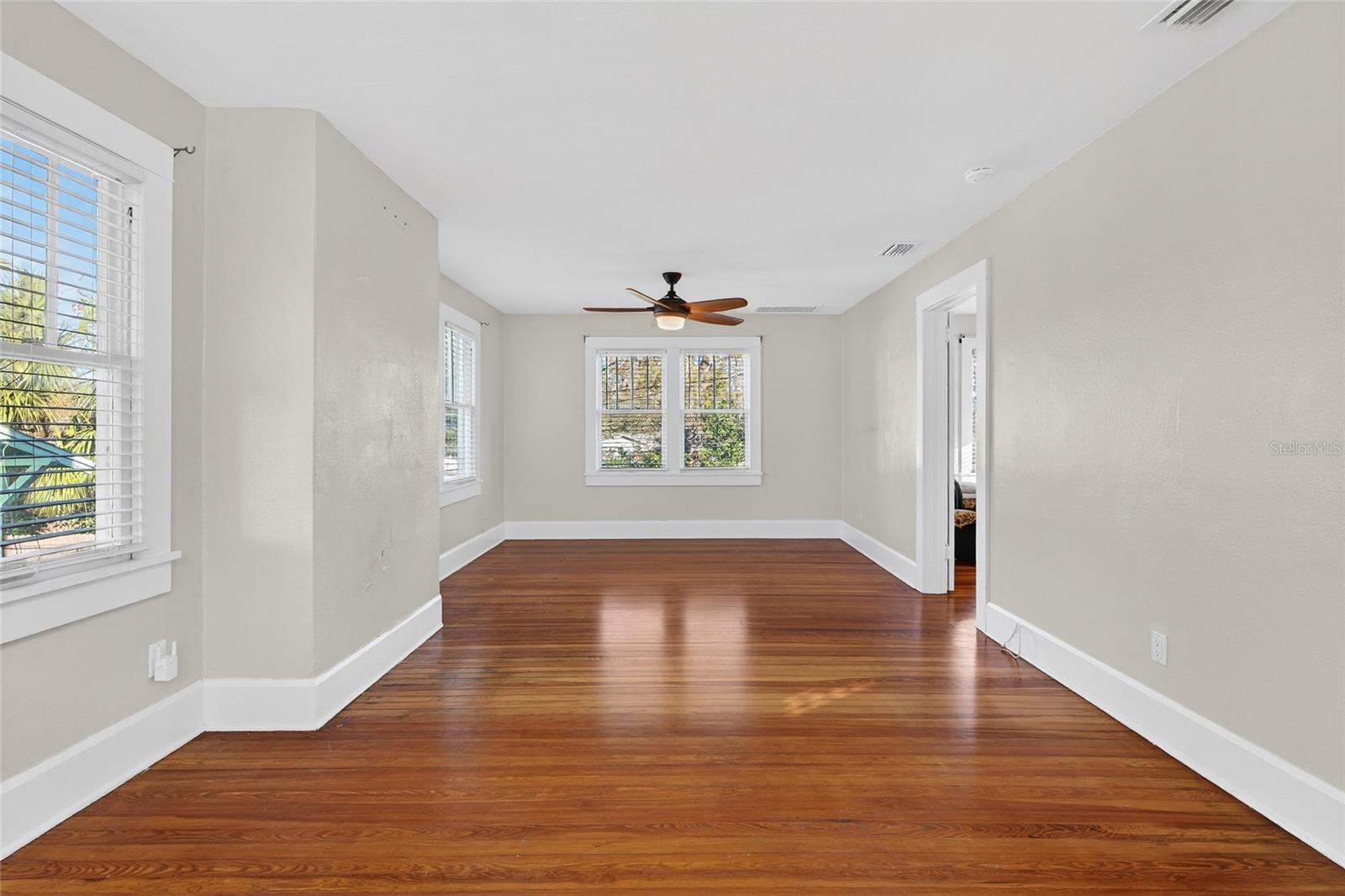 Image 42 of 58 For 2905 14th Street N