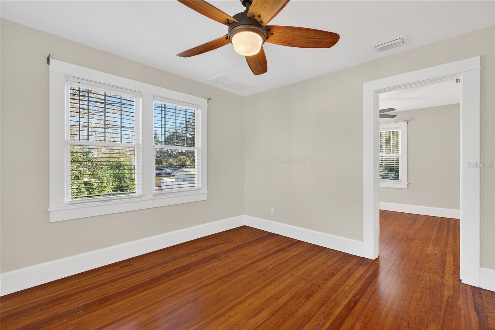 Image 44 of 58 For 2905 14th Street N