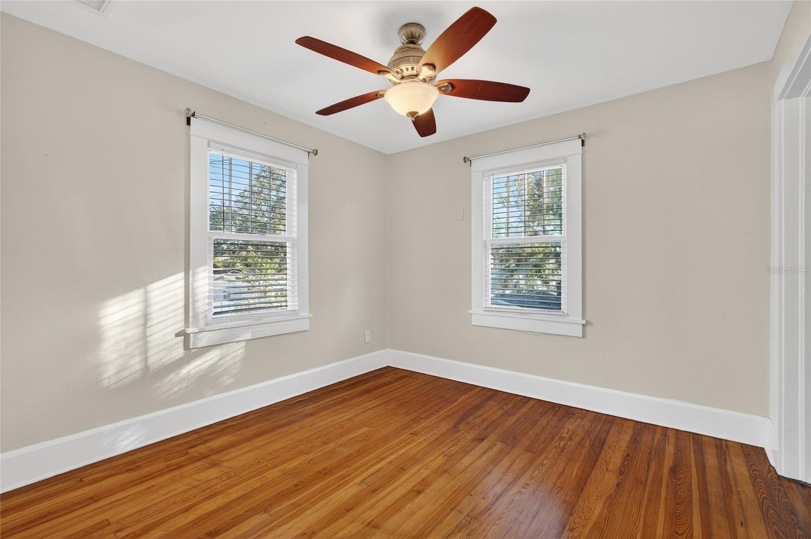 Image 45 of 58 For 2905 14th Street N