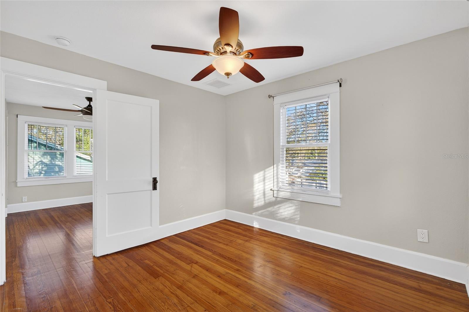 Image 46 of 58 For 2905 14th Street N