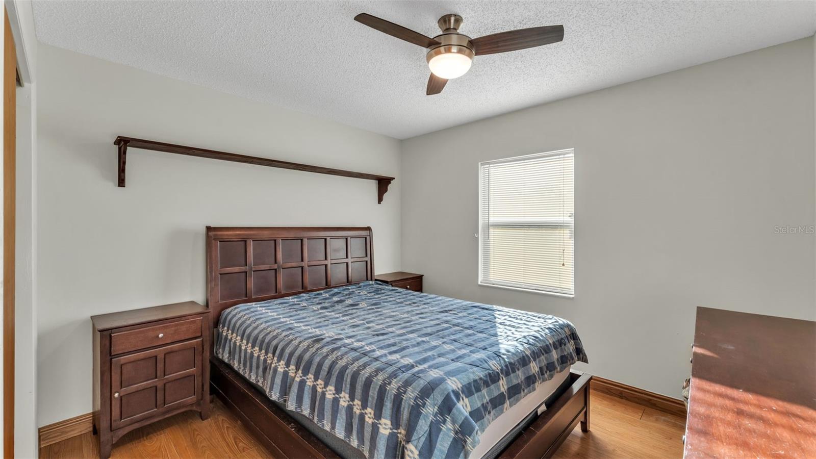 Image 15 of 34 For 3120 Shady Oak Drive E