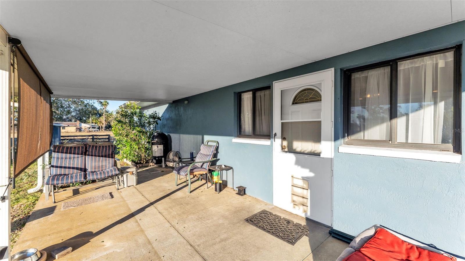 Image 23 of 34 For 3120 Shady Oak Drive E