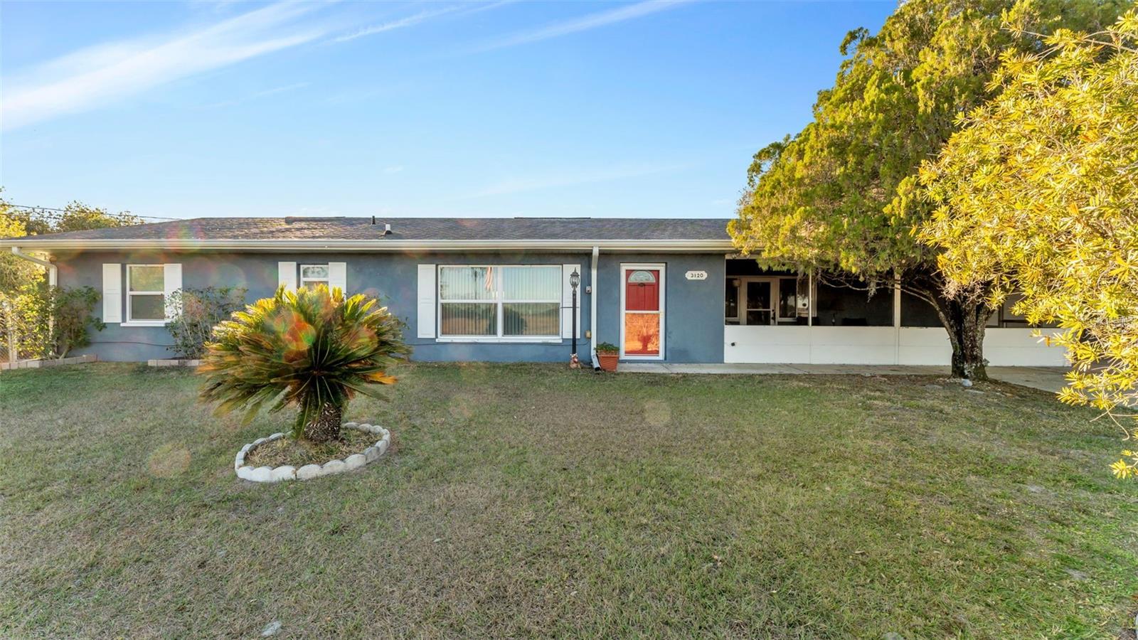 Image 3 of 34 For 3120 Shady Oak Drive E