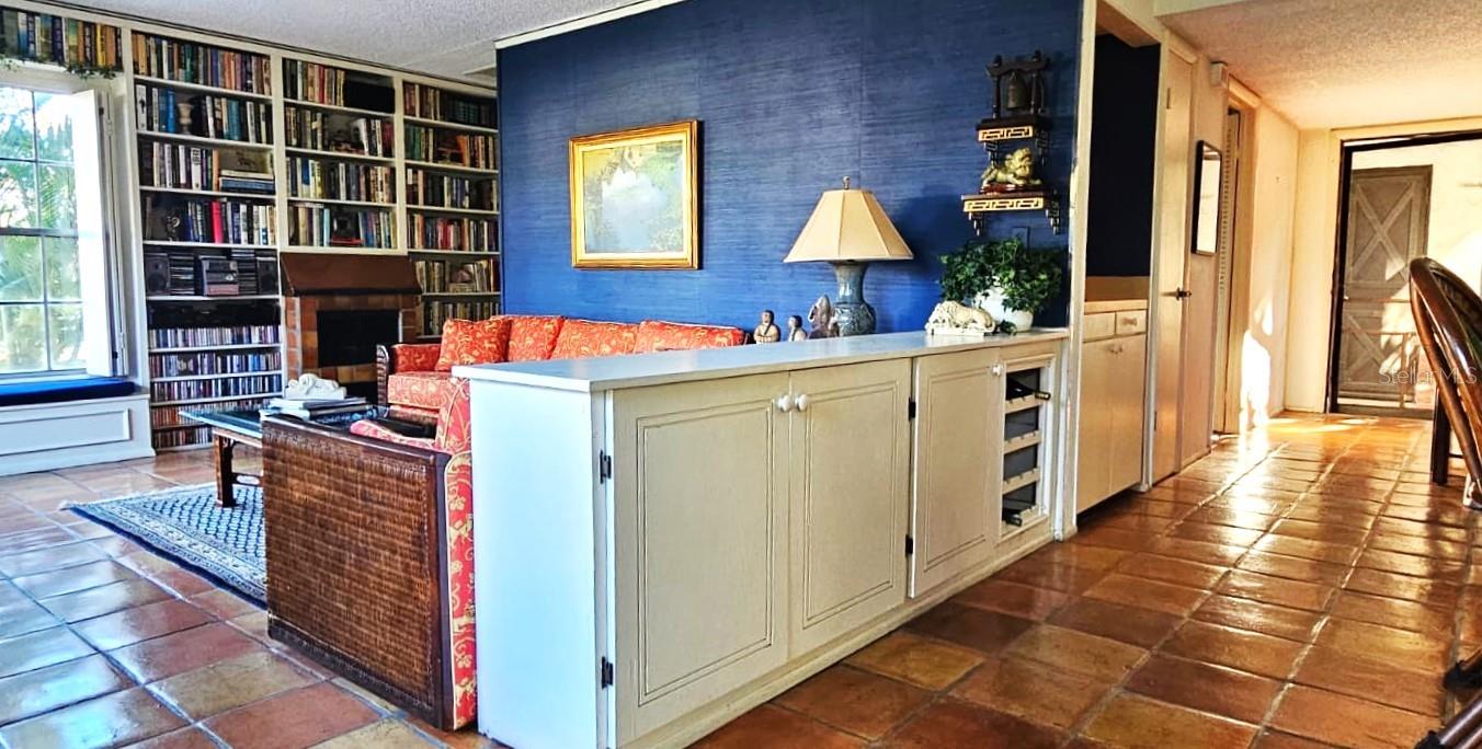 Image 10 of 32 For 310 Bayshore Boulevard 104