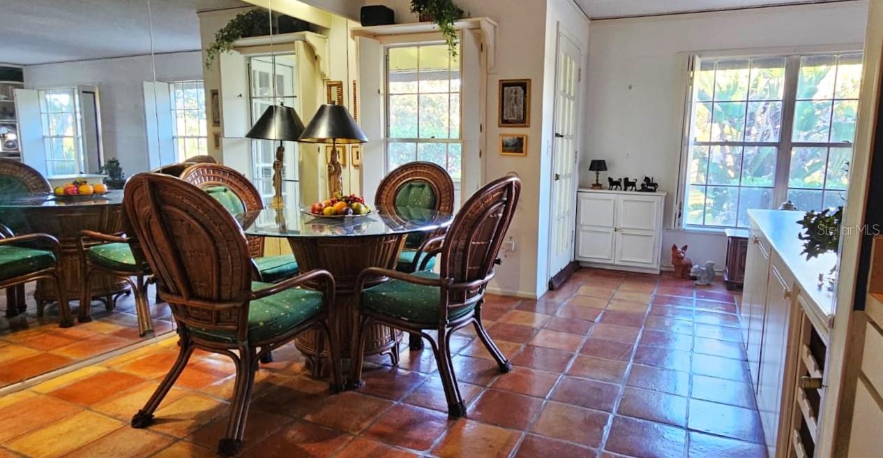 Image 6 of 32 For 310 Bayshore Boulevard 104