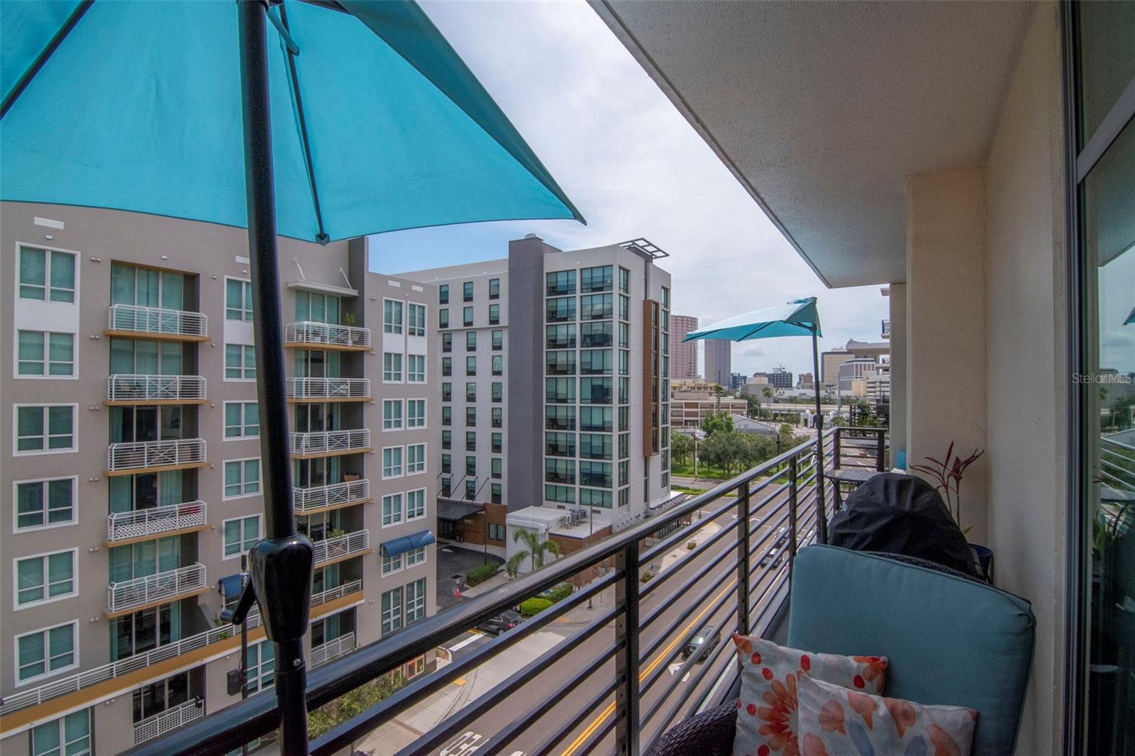 Image 39 of 51 For 1120 Kennedy Boulevard 611