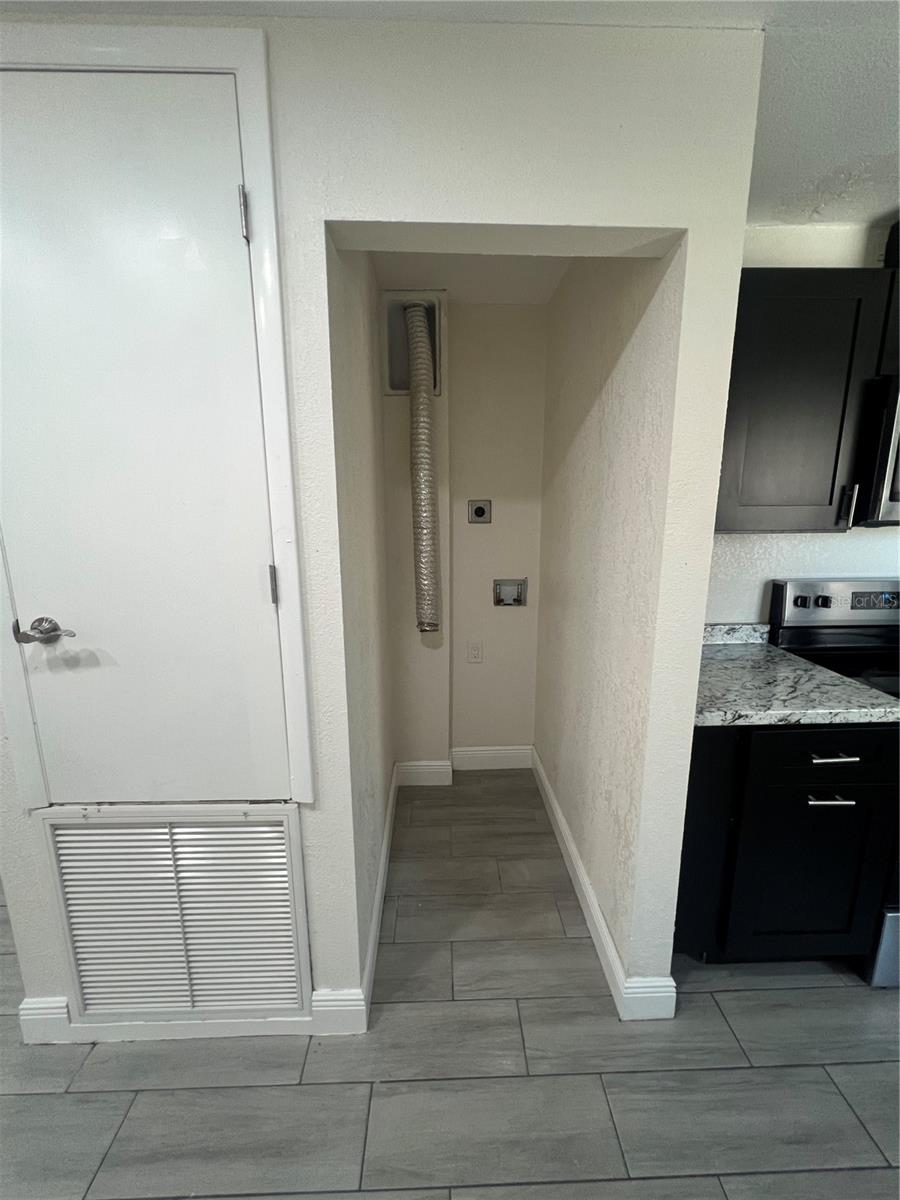 Image 14 of 17 For 1826 42nd Street S 1-2