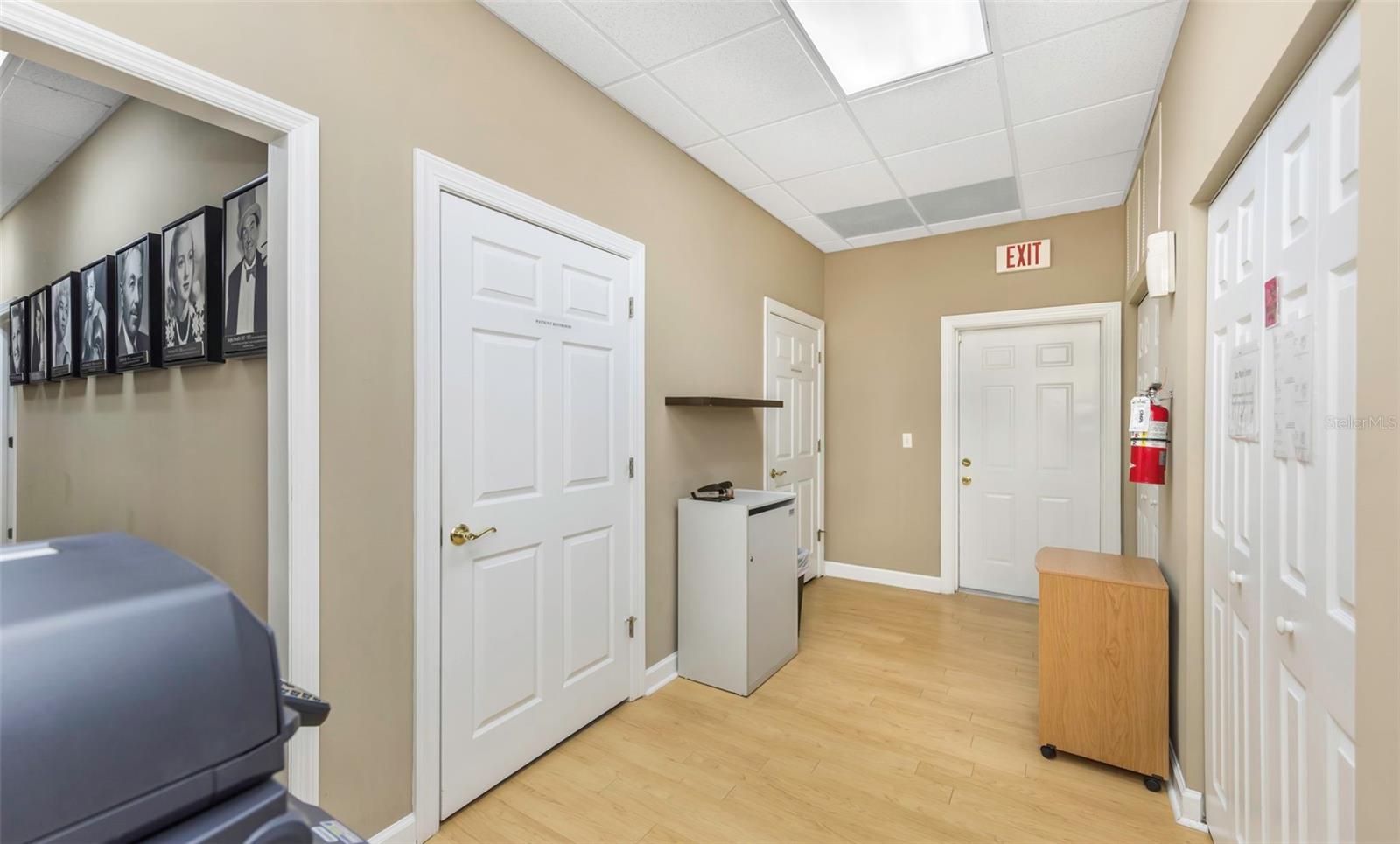 Listing photo id 20 for 14506 University Point Place