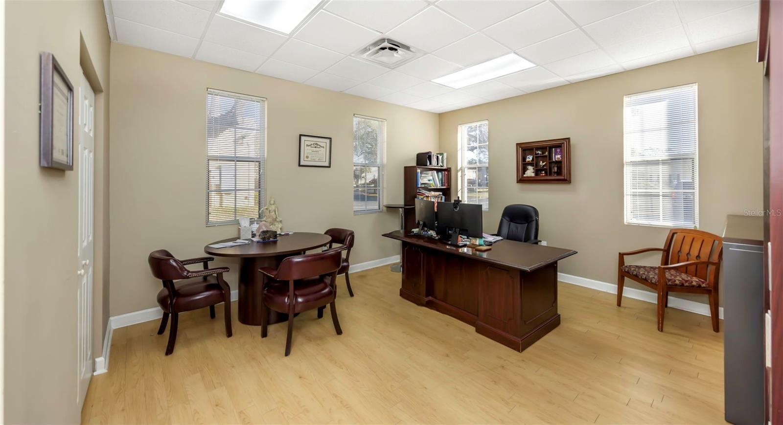 Listing photo id 28 for 14506 University Point Place