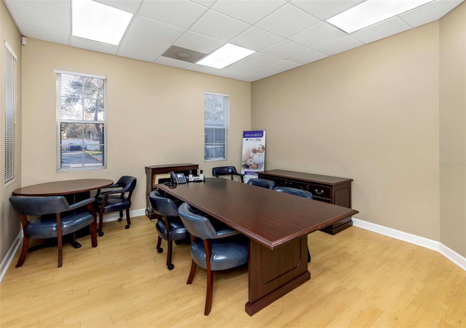 Listing photo id 5 for 14506 University Point Place