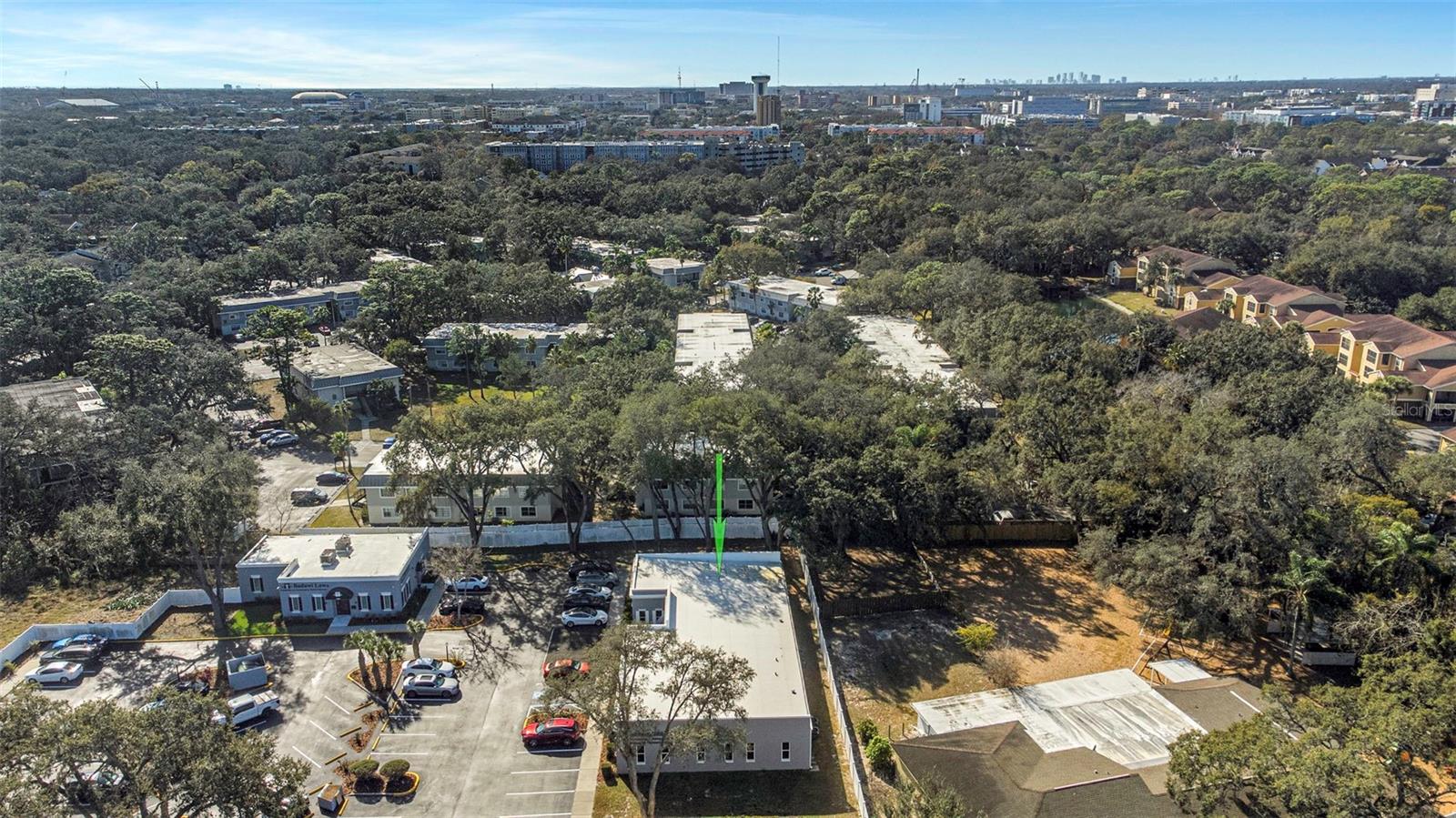 Listing photo id 82 for 14506 University Point Place