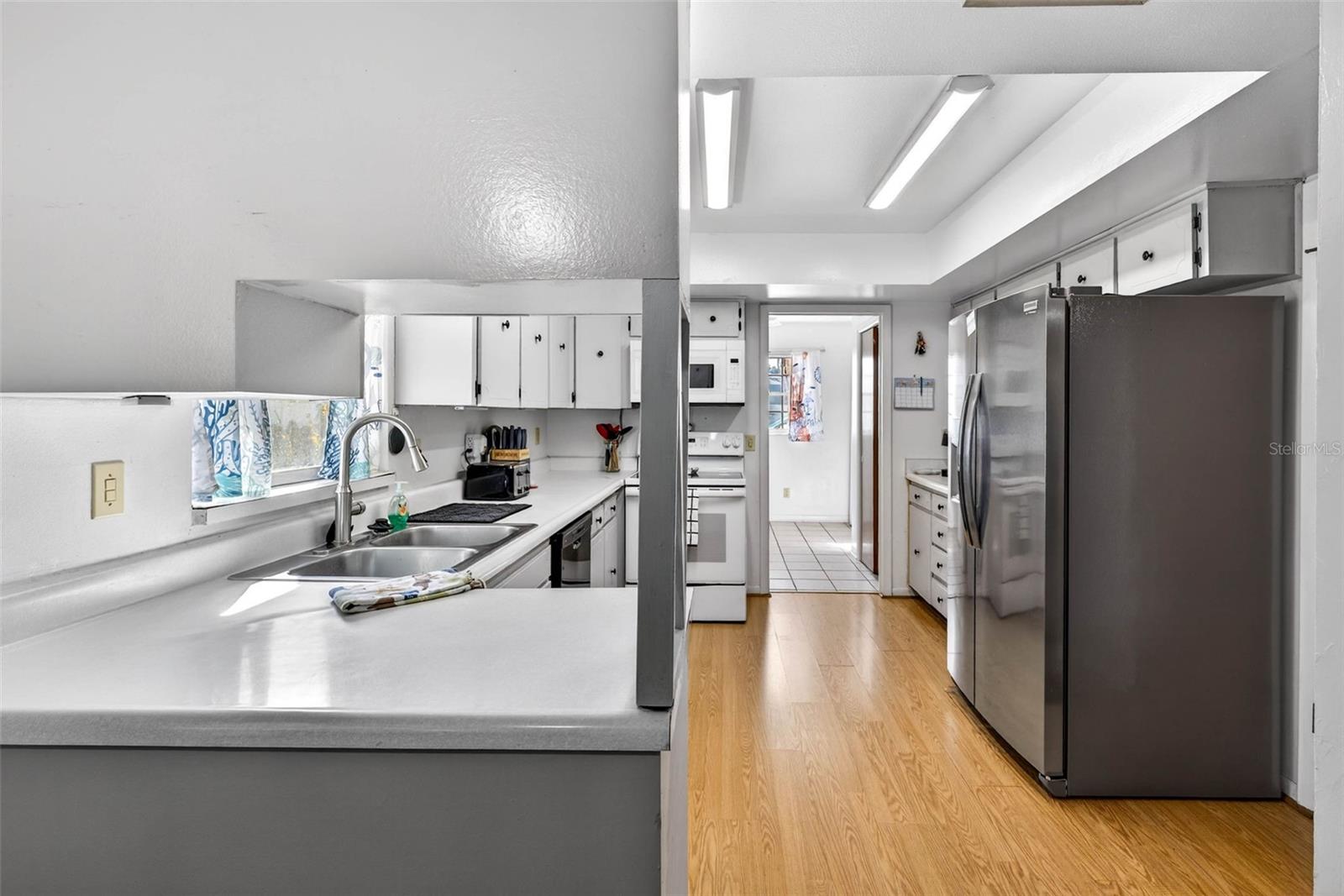 Image 12 of 33 For 619 Limona Road