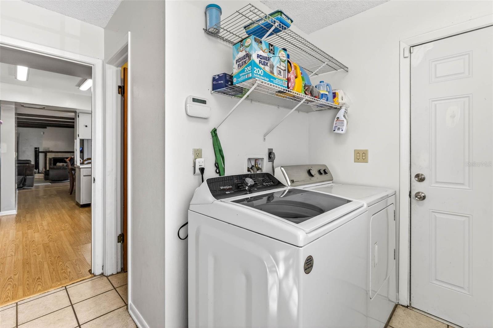 Image 18 of 33 For 619 Limona Road