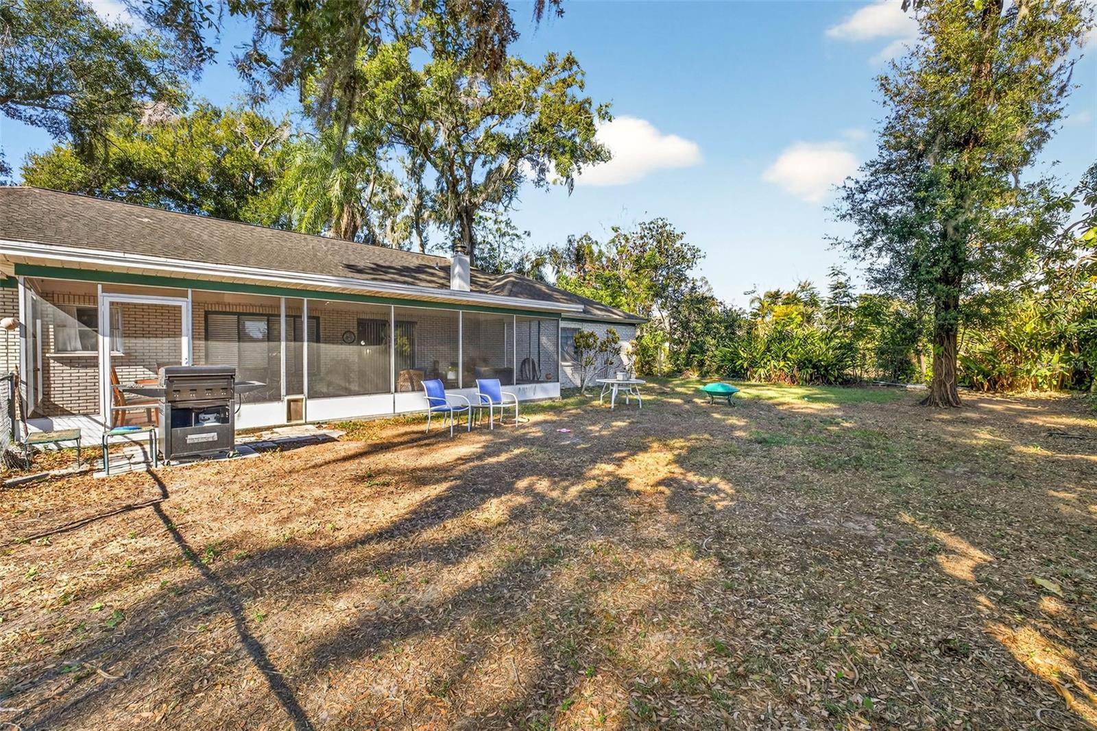 Image 30 of 33 For 619 Limona Road