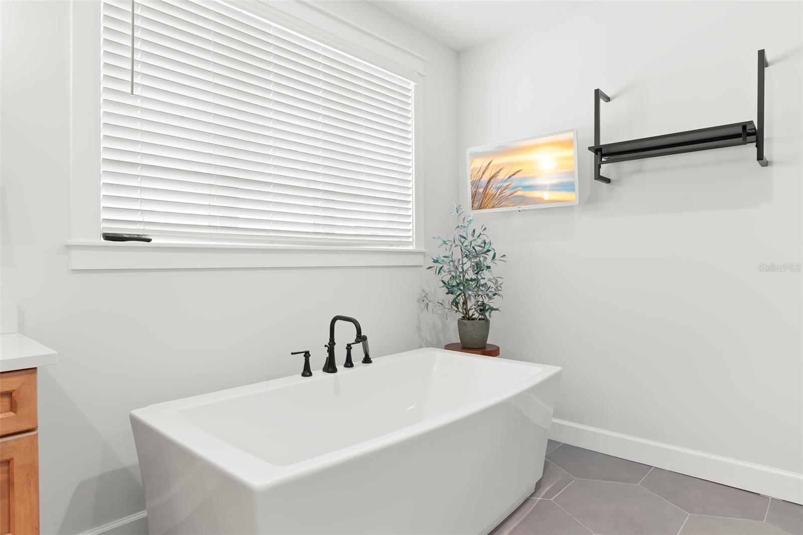 Image 44 of 72 For 4103 Zelar Street