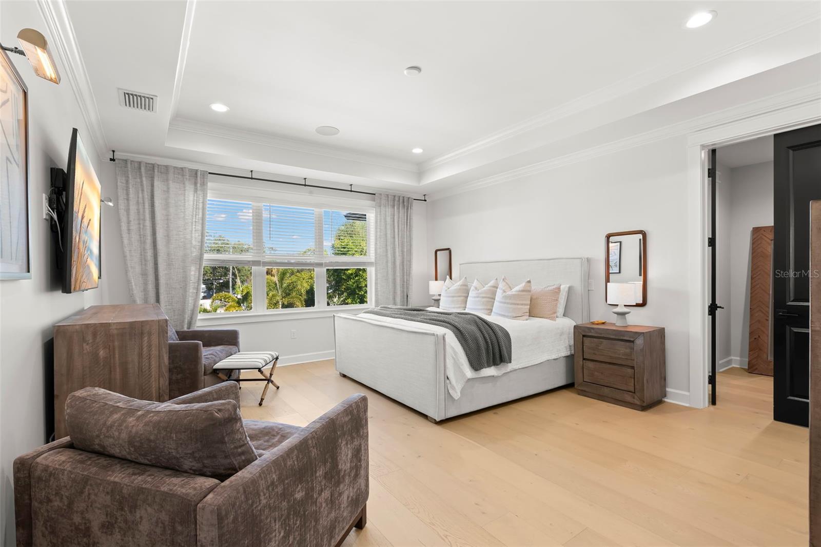 Image 5 of 72 For 4103 Zelar Street