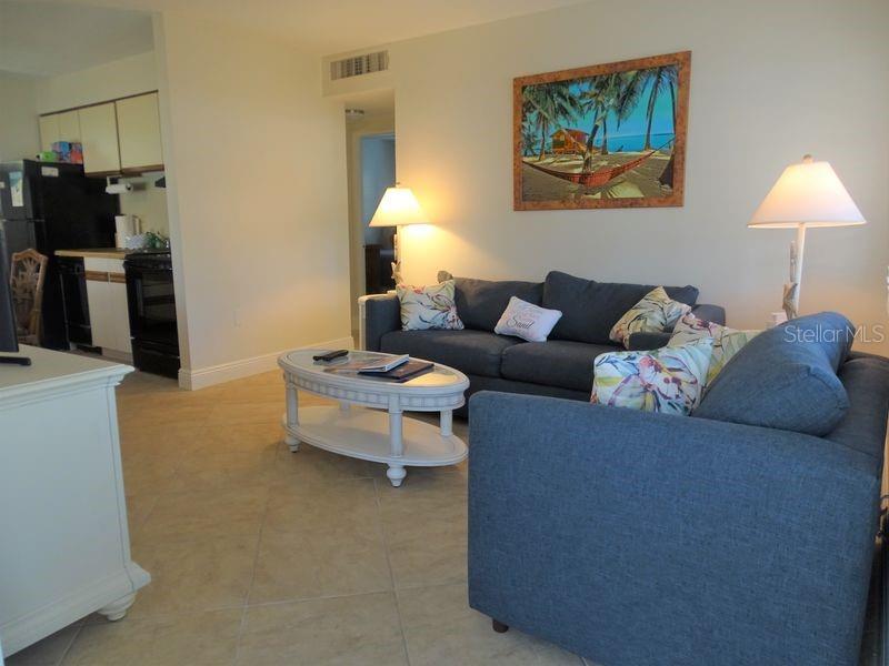 Image 7 of 13 For 6020 Midnight Pass Road 3