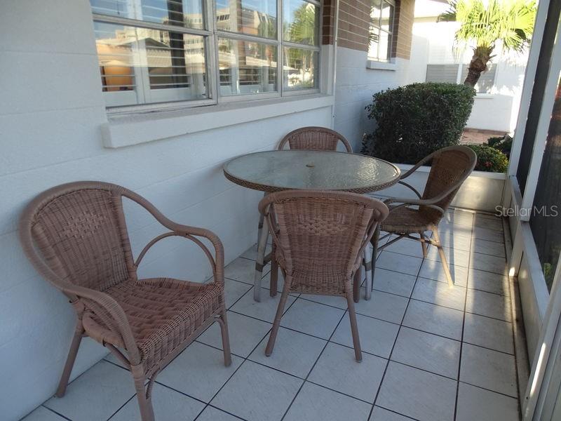 Image 9 of 13 For 6020 Midnight Pass Road 3