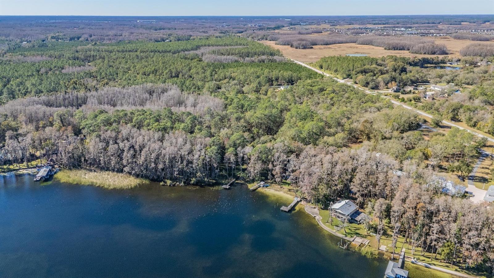 Listing photo id 13 for 5504 Sun Up Road