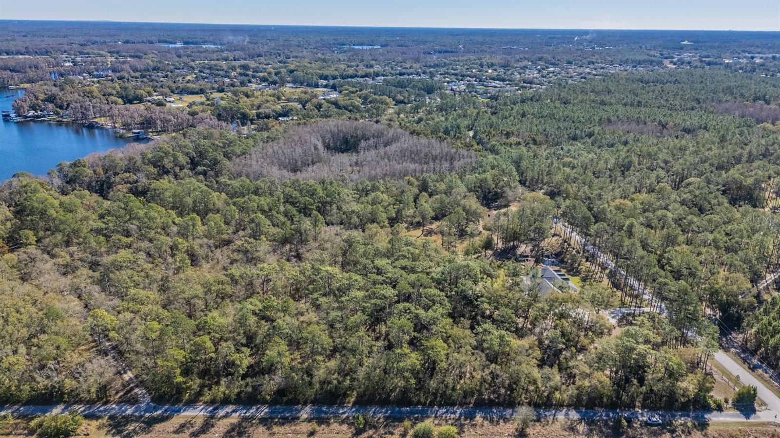 Listing photo id 5 for 5504 Sun Up Road