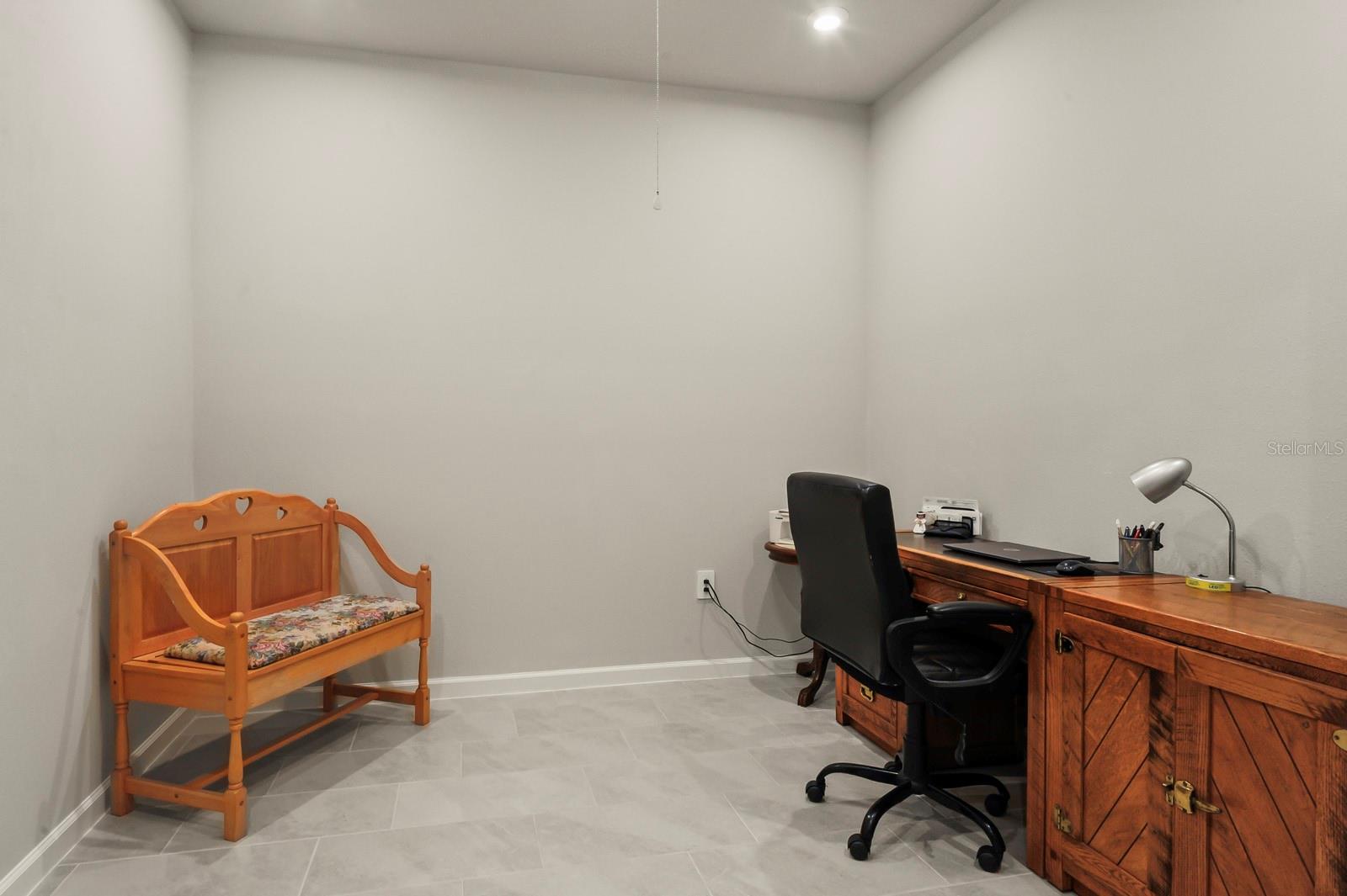 Image 17 of 28 For 810 Ruddy Quail Place