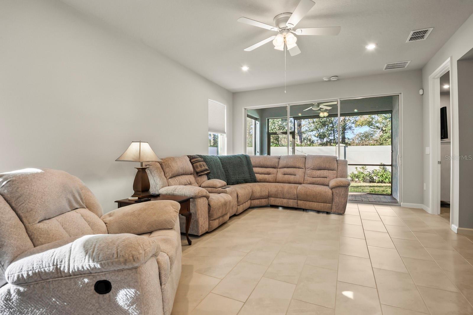 Image 8 of 28 For 810 Ruddy Quail Place