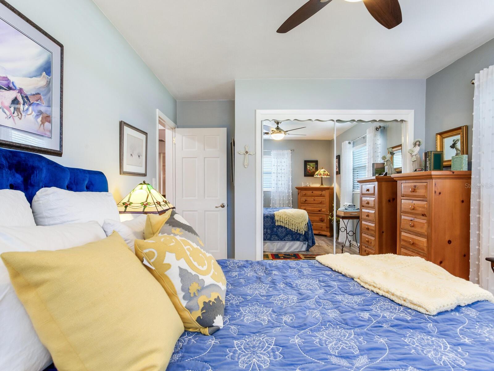 Image 22 of 44 For 3662 24th Avenue N