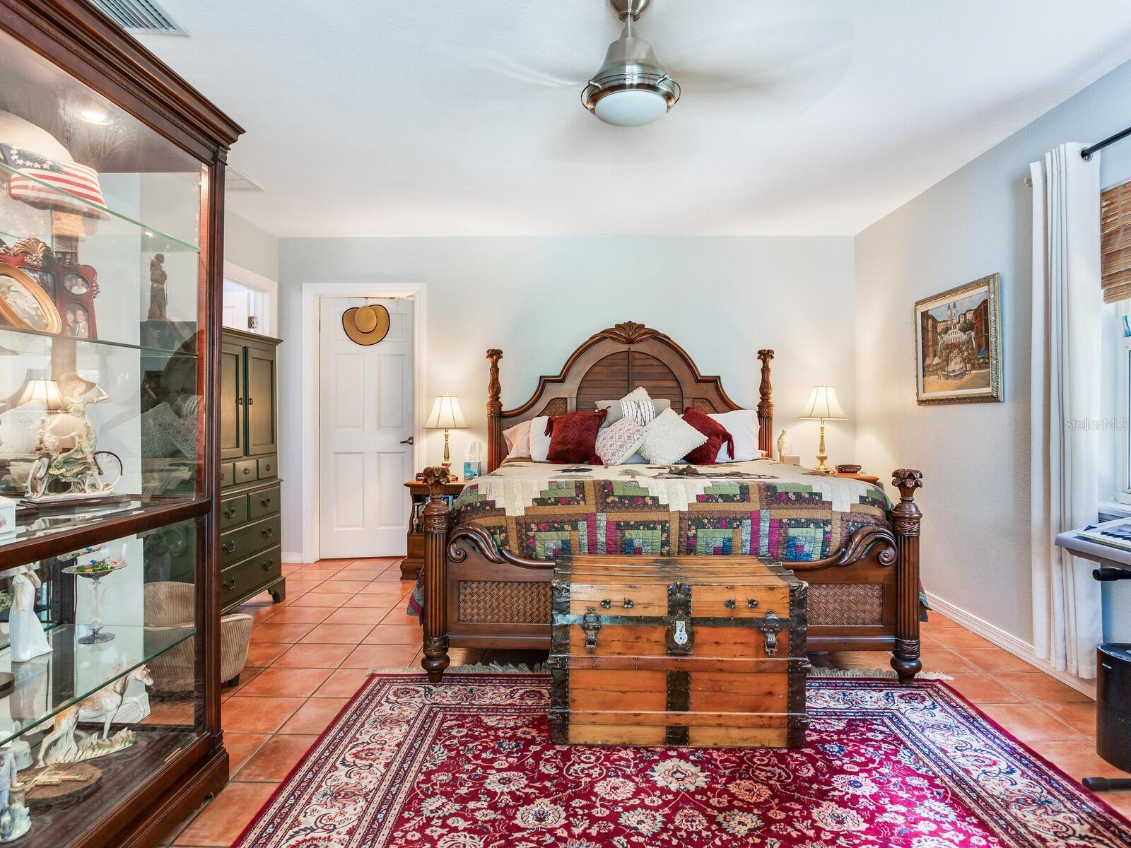 Image 25 of 44 For 3662 24th Avenue N