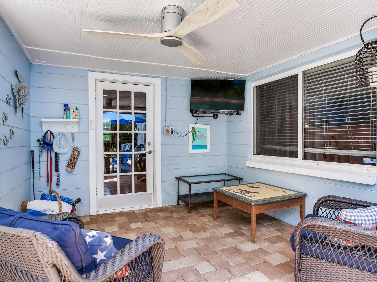 Image 36 of 44 For 3662 24th Avenue N