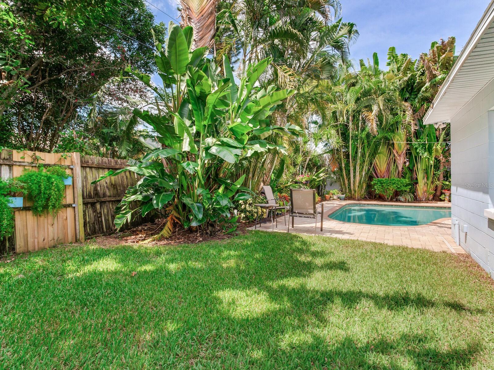 Image 38 of 44 For 3662 24th Avenue N