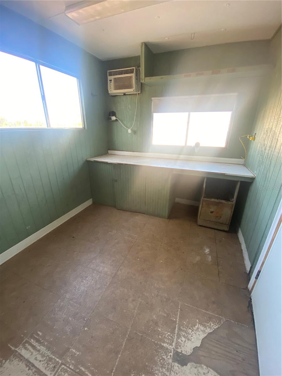 Image 7 of 10 For 14024 State Road 54