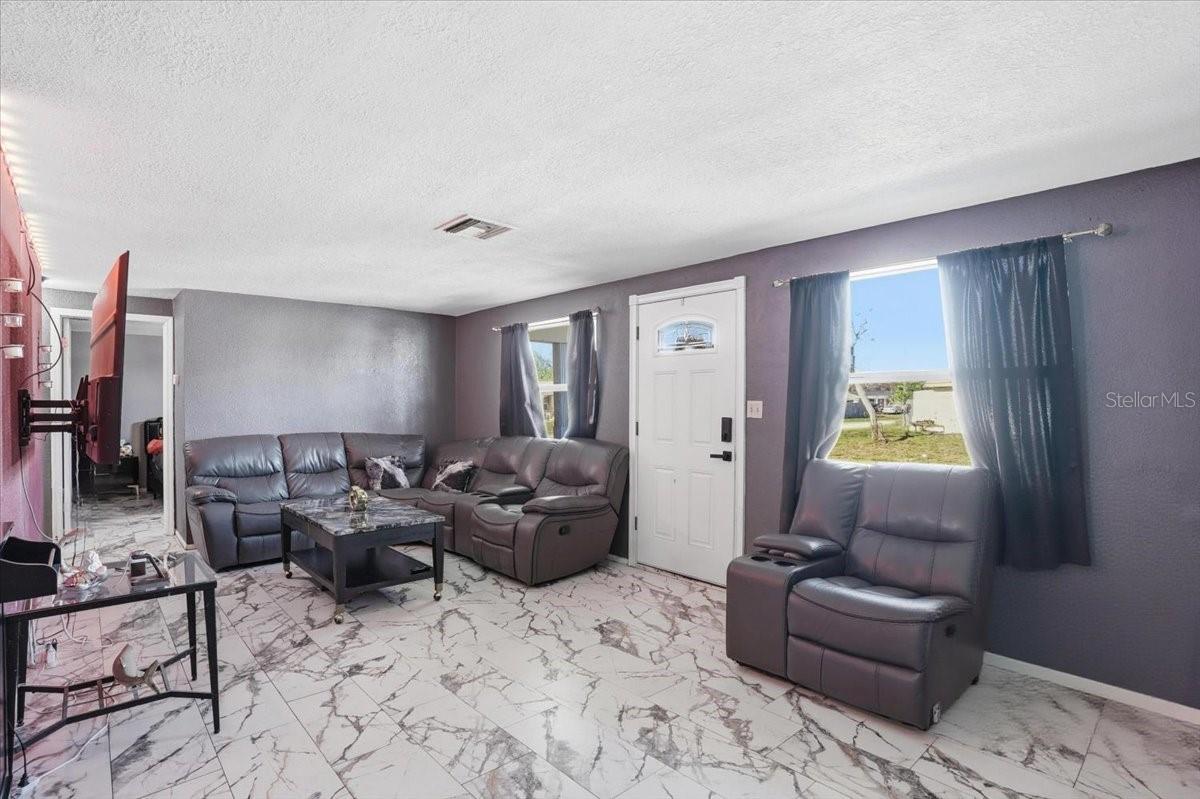 Image 10 of 17 For 3208 Kilburn Road