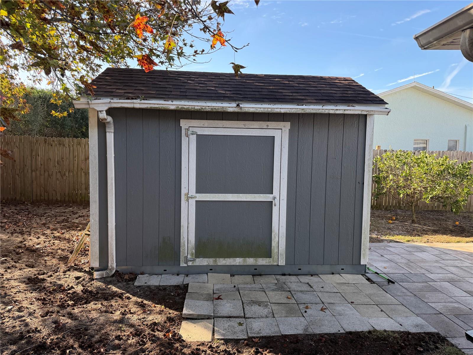 Image 10 of 11 For 1150 Bentley Avenue