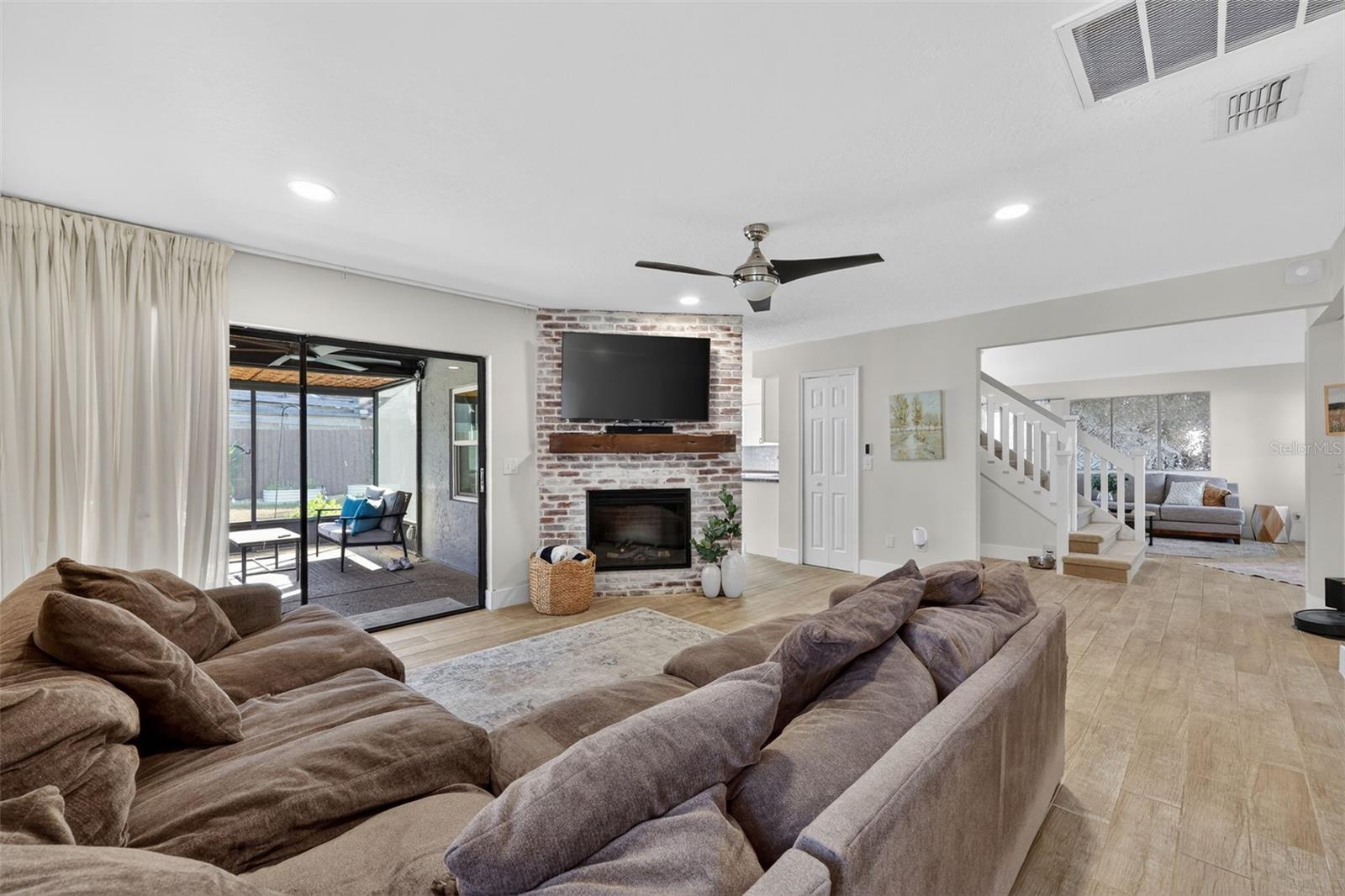 Image 16 of 41 For 1807 Hitching Post Place