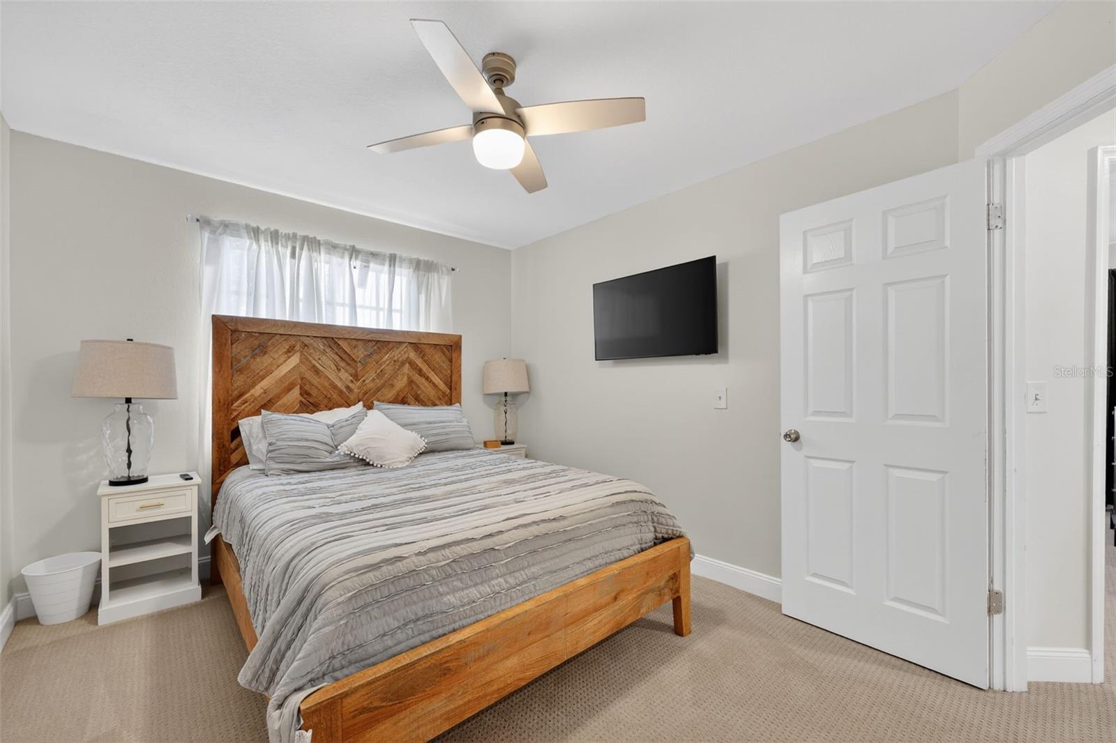 Image 23 of 41 For 1807 Hitching Post Place