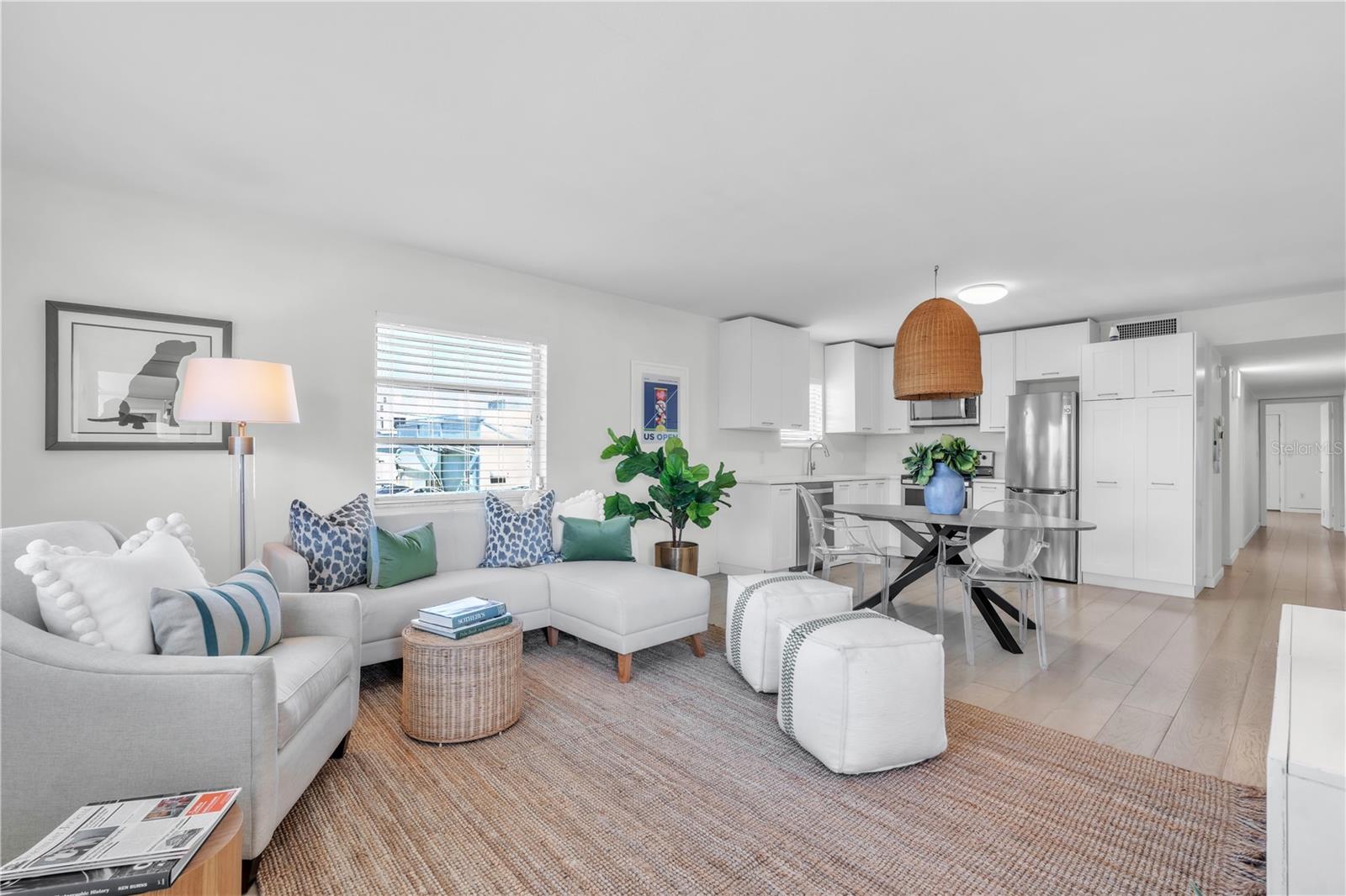 Image 2 of 16 For 200 36th Avenue N 201a