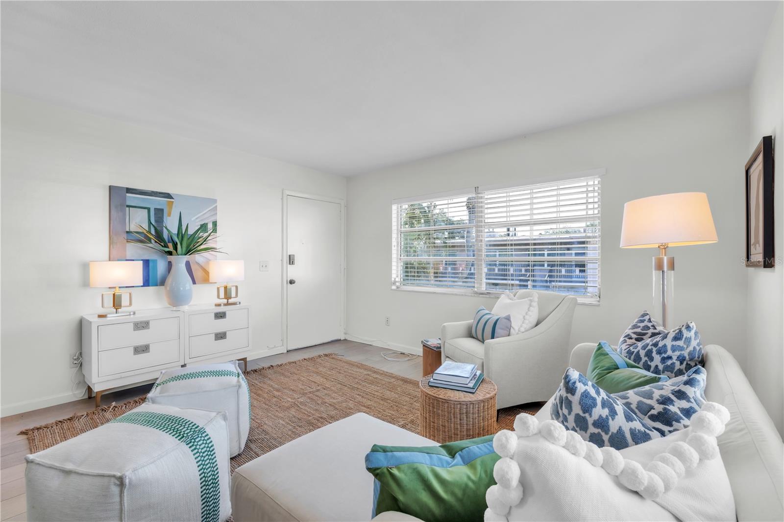 Image 6 of 16 For 200 36th Avenue N 201a