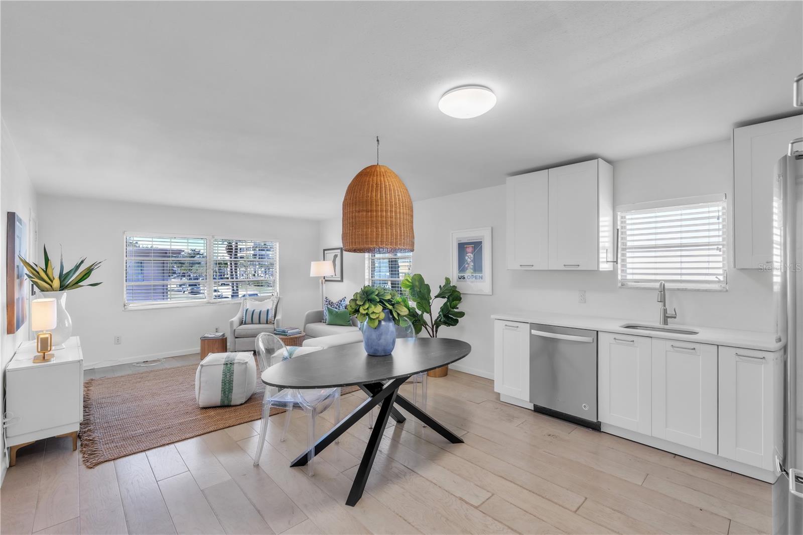 Image 7 of 16 For 200 36th Avenue N 201a